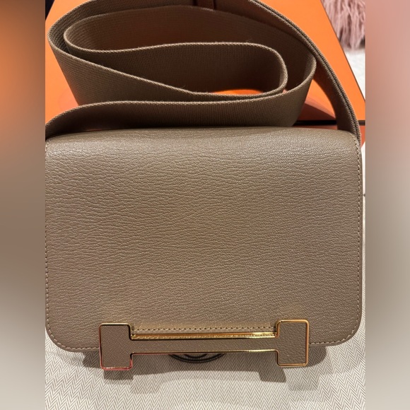 New HERMES Chevre Mysore Geta Beige De Weimar Messanger Bag - Picture 2 of 2